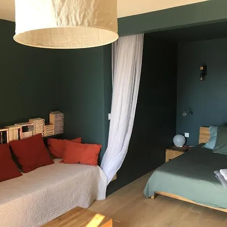 & Terrace - Sea View - Institut De Francais شقة فيليوفرُنش سور مير